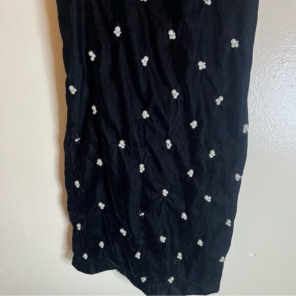 Urban Outfitters Velvet Pearl Beaded Midi Dress Black NWT - Picture 3 of 10